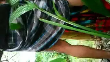 Bangla Bhabi ki Gaon ke Khet me Jabardast Chudai