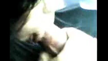 Fsiblog – Paki hot college girl car sex MMS