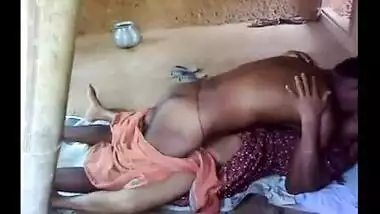 Hindisex movie scene of a desi pair enjoying outdoor sex in their new house