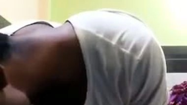 Indian neighbour Bhabhi sex scandal clip