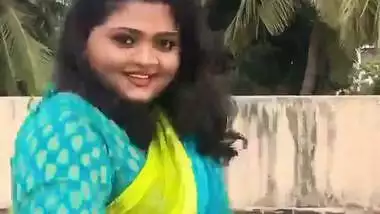 Busty Tamil Insta Babe Shruthika Extreme Hard Shake Navel Show Hot Video
