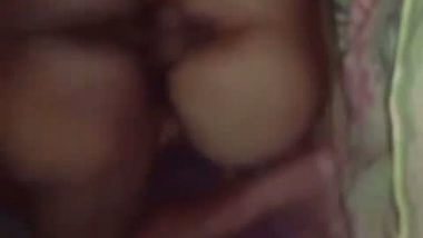 Husband fucks his wife on the open terrace in desi sex MMS