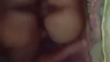 Husband fucks his wife on the open terrace in desi sex MMS