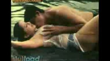 Mallu Reshma Open Bath