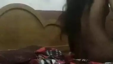 Cute Desi girl fucked on cam for the first time