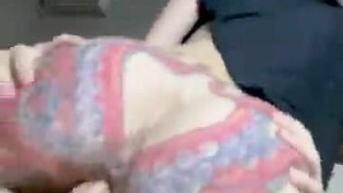 Sexy porn MMS of a sexy Turkish whore riding her boss