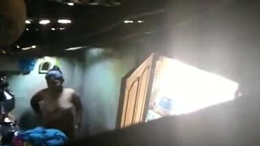 secretly recording bathing of friends mother