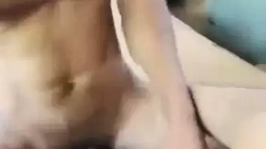 Guy bangs lady in the missionary position in the sex MMS