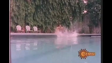 Madhavi Rare Swimsuit Scene – FSIBlog.com