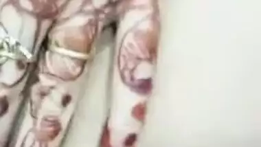 Teen Indian with tattooed hands allows guy to touch her XXX twat