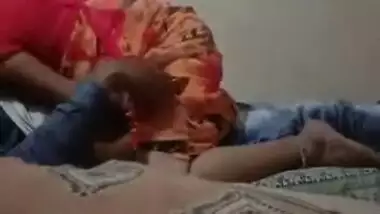 Desi Cheating Wife Dick Riding Mms Video