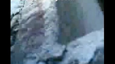 Hidden Cam Cute girl Bathing in open area