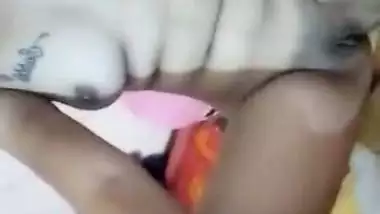 Sexy Indian Girl Strip her Cloths and Shows Boobs and Pussy