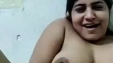 Big Boobs Desi Girl Masturbating