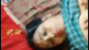 Husband shoots his desi xxx MMS with his busty wife