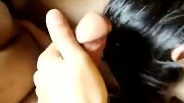 Neighbor wife desi blowjob to long dick viral MMS