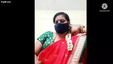 Desi mature Marathi aunty’s nude webcam show
