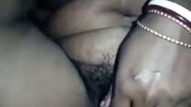 Big-tittied Bengali Boudi with chubby body fingers Desi XXX slit
