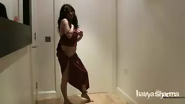 indian amateur babe kavya sharma dacing naked