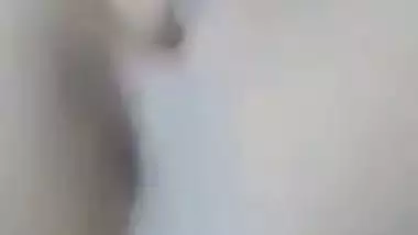 Paki girl showing pussy on video call