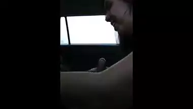 NRI girl enjoys hardcore outdoor sex with her lover in his car
