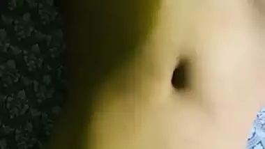 Lover records his GF’s blowjob MMS and fingers her pussy