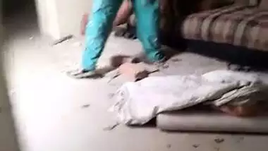 House owner lady fucked by labourers at home