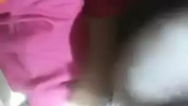 Dehati hotty pissing MMS movie to excite your sex mood
