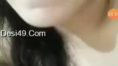 XXX video of Indian aunty who is proud of natural boobs and her cherry