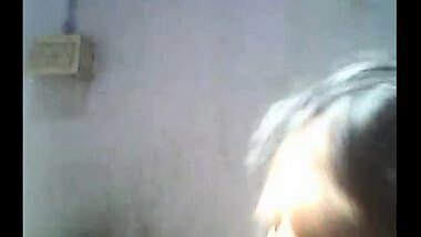 Indian porn mms of mature busty housewife fucked by hubby’s friend