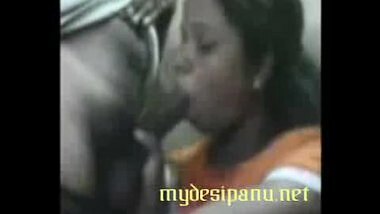 South office aunty sucking her senior’s dick mms