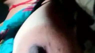 Sexy Bhabhi boob show on video call