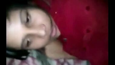 Shy girlfriend hides her sexy assets