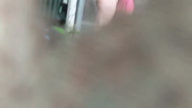 Bengali big ass girl outdoor bath caught by neighbor