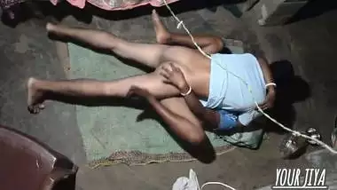 Indian girl has sex with her boyfriend