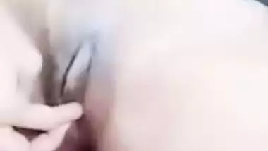 Hijab girl shows pussy and ass on viral live video call