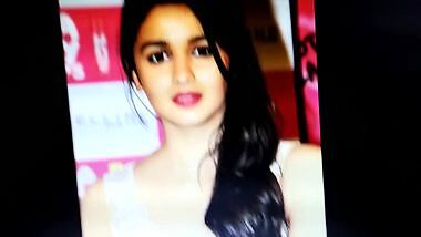 Alia bhatt tirbute 