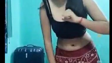 Erotic dance of the hot teen for a live page