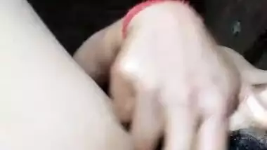 Horny girl fingering her hot channel violently