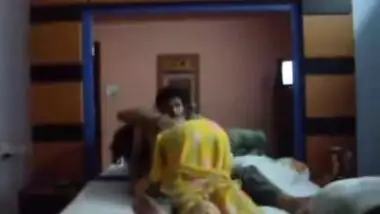 Gujarati porn clip of spouse and wife in hotel room