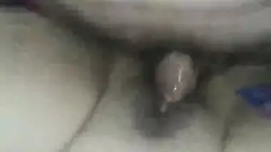 Beautiful Pakistani bhabi squirting during Fucking with Face