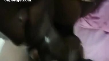 Local Indian Desi Tamil whore sucking dick of her customer until he cum inside her mouth