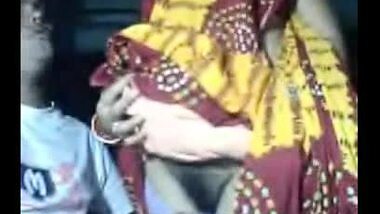 Indian Amuter Sexy couple love flaunting their sex life - Wowmoyback