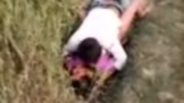 desi indian couple caught in the farm