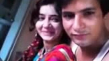 Super Hot cute GF Smooch n Kiss & Boob Press